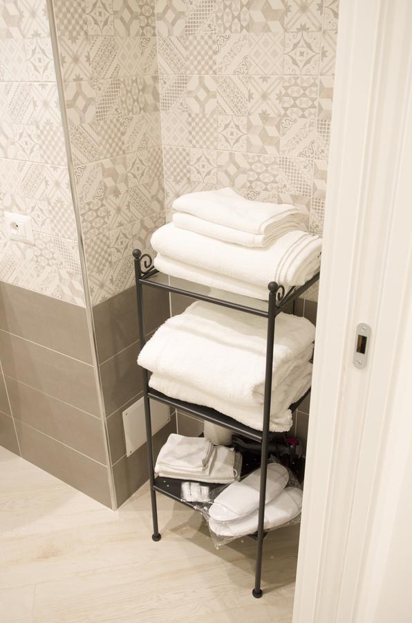 Palazzo Spasiano Rooms - Sorrento Center Екстер'єр фото